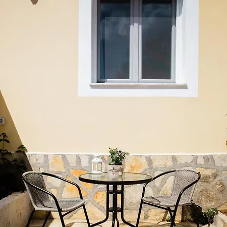 Fotini's House Appartamento